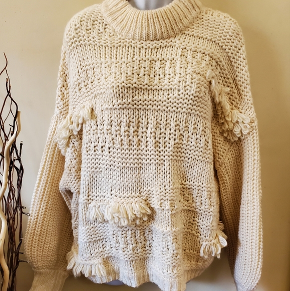 Oversized Chunky Cozy Pullover Sweater - Picture 3 of 12